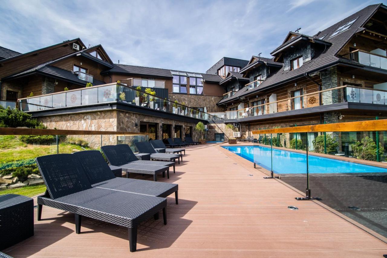 Zloty Gron Resort & Spa イステブナ エクステリア 写真