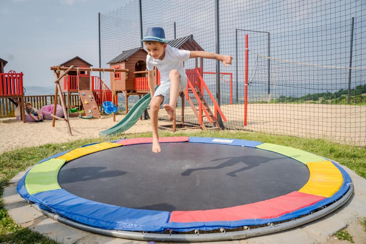Zloty Gron Resort & Spa イステブナ エクステリア 写真