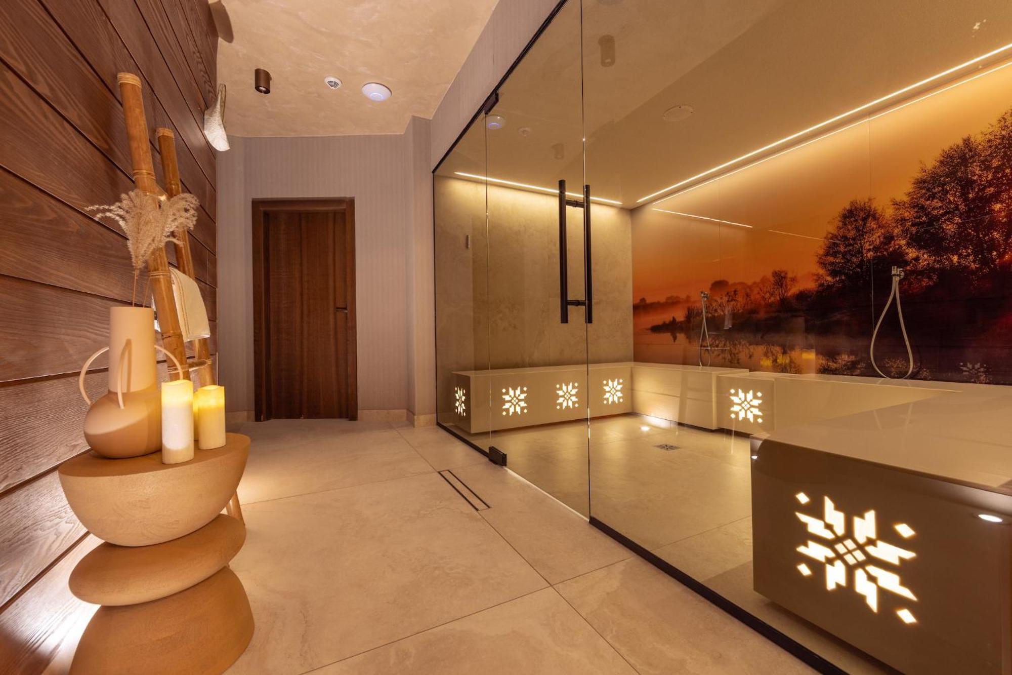 Zloty Gron Resort & Spa イステブナ エクステリア 写真