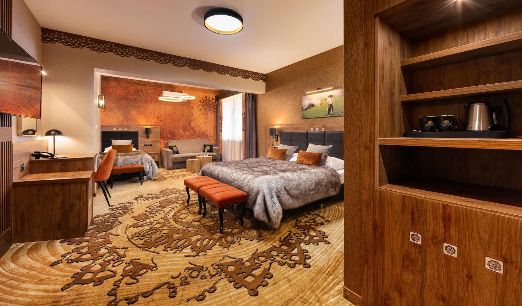 Zloty Gron Resort & Spa イステブナ エクステリア 写真