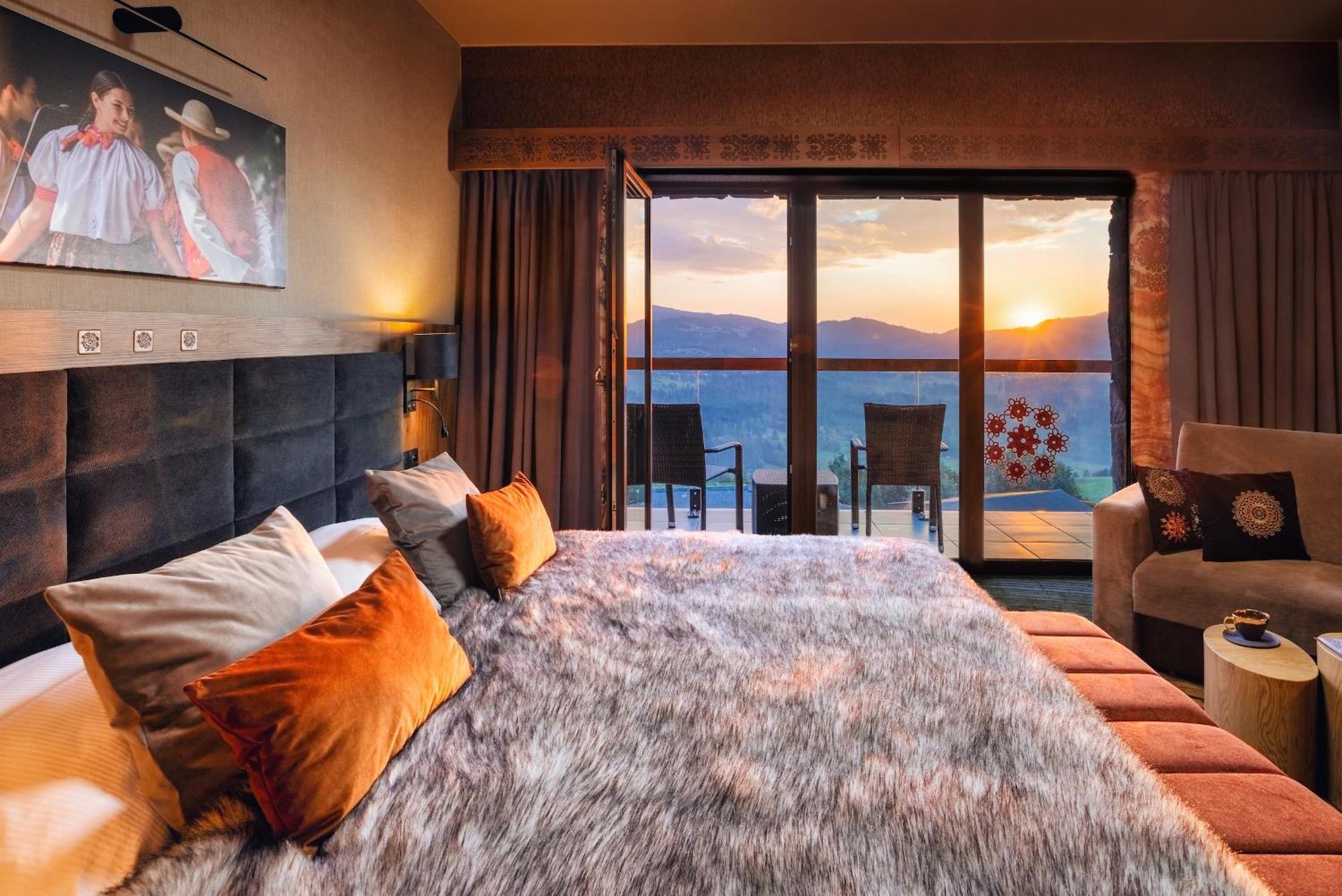 Zloty Gron Resort & Spa イステブナ エクステリア 写真
