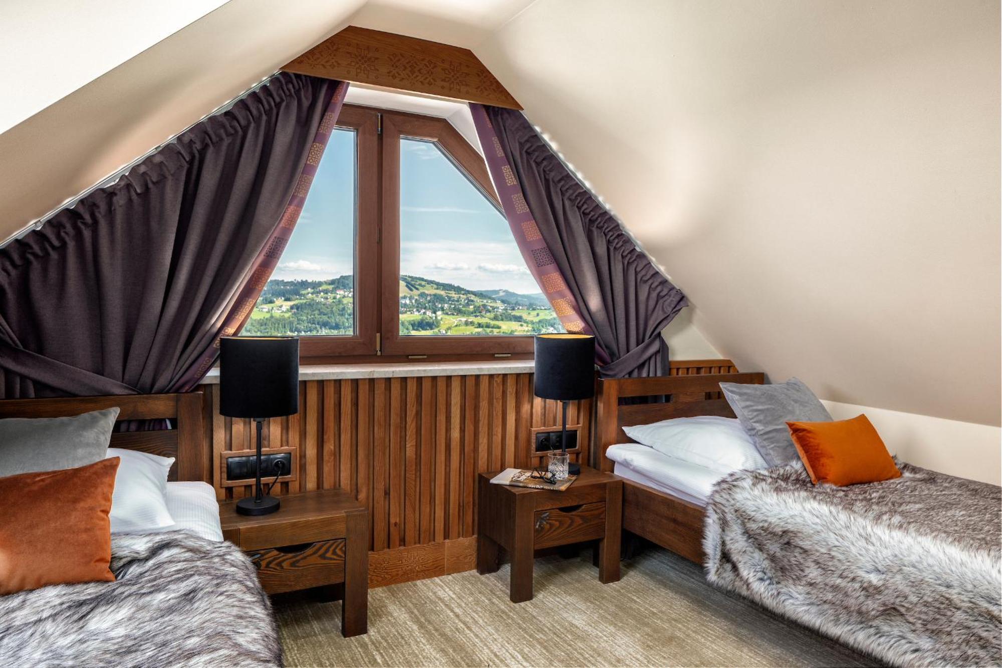 Zloty Gron Resort & Spa イステブナ エクステリア 写真